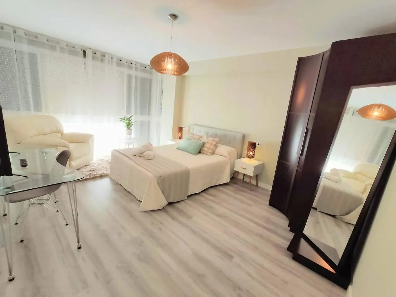 Apartamento Marmoles Centro Malaga contacts